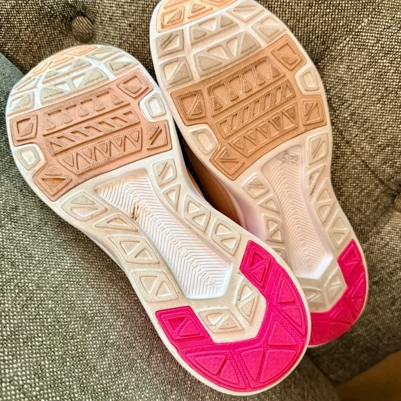 Free People APL Techloom Bliss Sneaker Mesh Pink Rose Dust size 8.5 - Picture 8 of 12